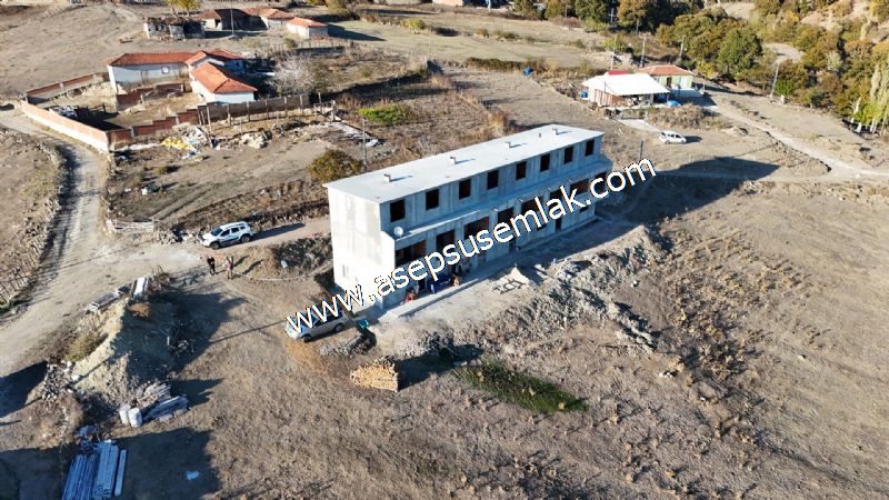 1.390 M2 Arsa Köy Evi (2 Kat %40 ) İmarlı Projeli (2+1) Gönen'de