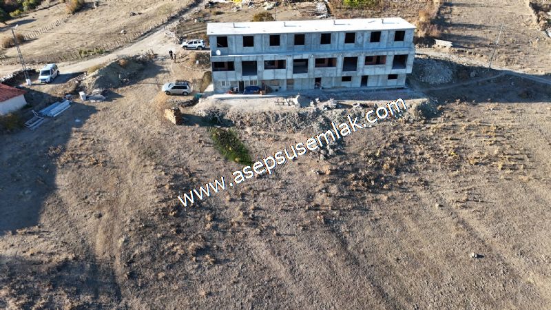1.390 M2 Arsa Köy Evi (2 Kat %40 ) İmarlı Projeli (2+1) Gönen'de