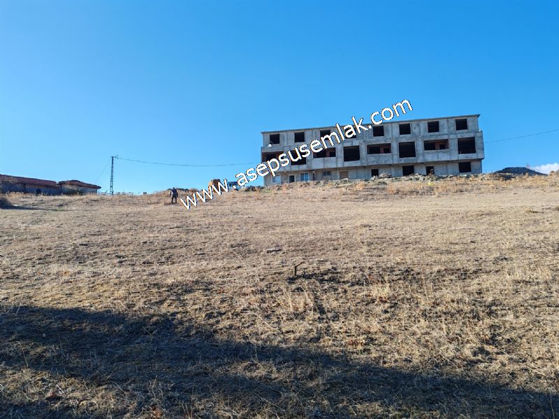 1.390 M2 Arsa Köy Evi (2 Kat %40 ) İmarlı Projeli (2+1) Gönen'de
