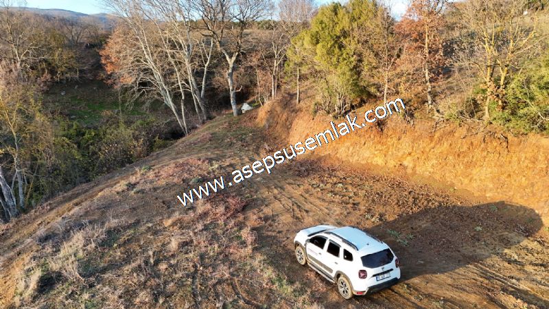 21.136 m2 Yatırımlık Tarla Bağ Bahçe Hobi Bahçesi Resmi Yol Yok.