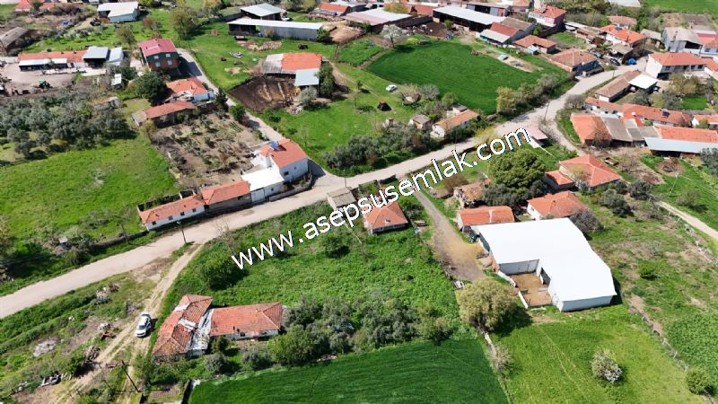 1.470 M2 Müstakil Köy Evi Arsa Meyve Bahçeli Bağ-Bahçe Asmalıder