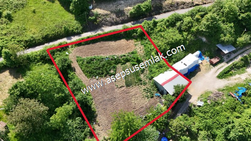 1.264 M2 Arsa Köy Evi (2Kat %40) Elektrik Su Var. İmarlı Gönen
