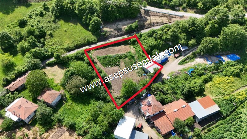 1.264 M2 Arsa Köy Evi (2Kat %40) Elektrik Su Var. İmarlı Gönen