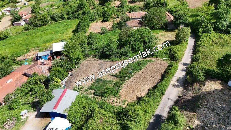1.264 M2 Arsa Köy Evi (2Kat %40) Elektrik Su Var. İmarlı Gönen