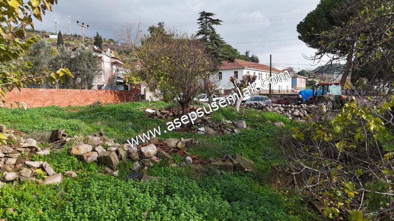 SARIKÖYDE 427 m² SATILIK MÜSTAKİL EV YAPIMINA UYGUN İMARLI ARSA