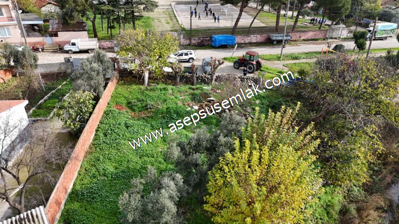 SARIKÖYDE 427 m² SATILIK MÜSTAKİL EV YAPIMINA UYGUN İMARLI ARSA