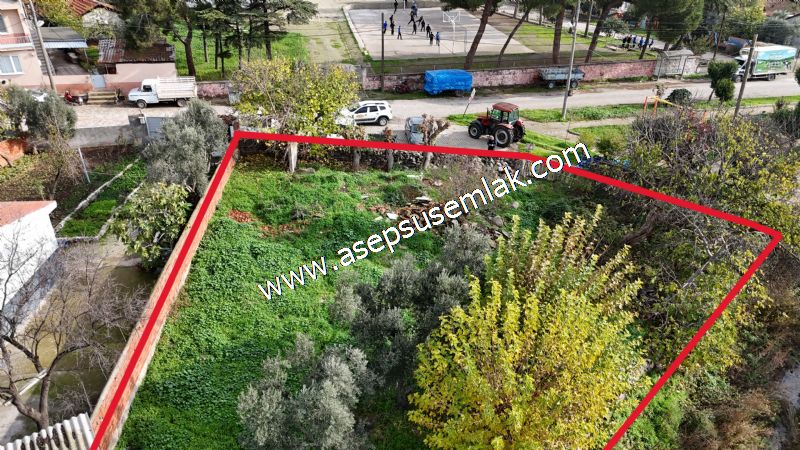 SARIKÖYDE 427 m² SATILIK MÜSTAKİL EV YAPIMINA UYGUN İMARLI ARSA