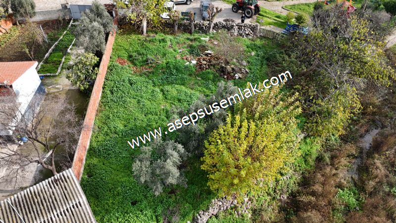 SARIKÖYDE 427 m² SATILIK MÜSTAKİL EV YAPIMINA UYGUN İMARLI ARSA