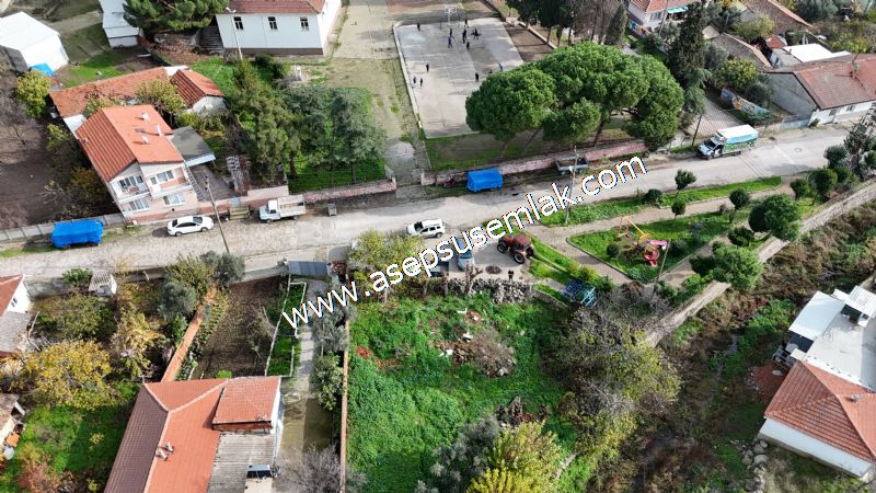 SARIKÖYDE 427 m² SATILIK MÜSTAKİL EV YAPIMINA UYGUN İMARLI ARSA