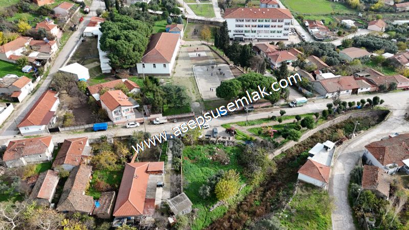 SARIKÖYDE 427 m² SATILIK MÜSTAKİL EV YAPIMINA UYGUN İMARLI ARSA