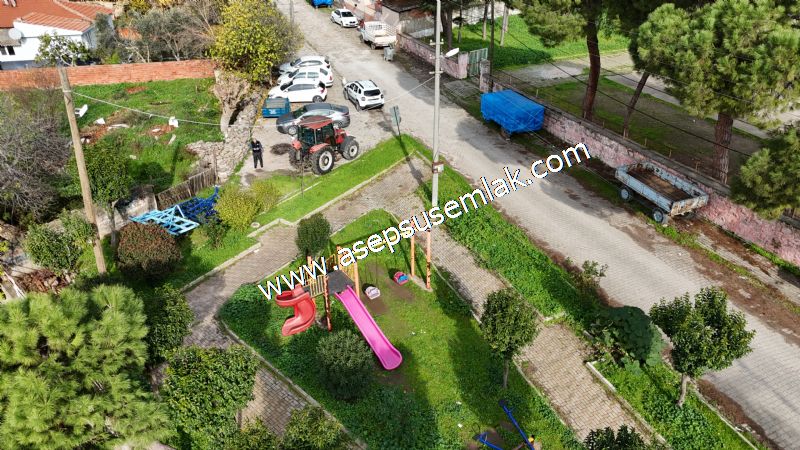 SARIKÖYDE 427 m² SATILIK MÜSTAKİL EV YAPIMINA UYGUN İMARLI ARSA