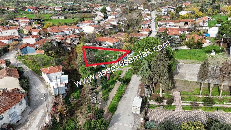 SARIKÖYDE 427 m² SATILIK MÜSTAKİL EV YAPIMINA UYGUN İMARLI ARSA