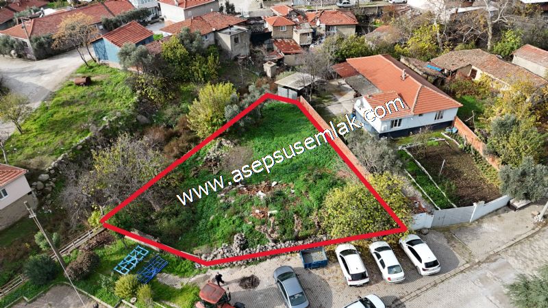 SARIKÖYDE 427 m² SATILIK MÜSTAKİL EV YAPIMINA UYGUN İMARLI ARSA