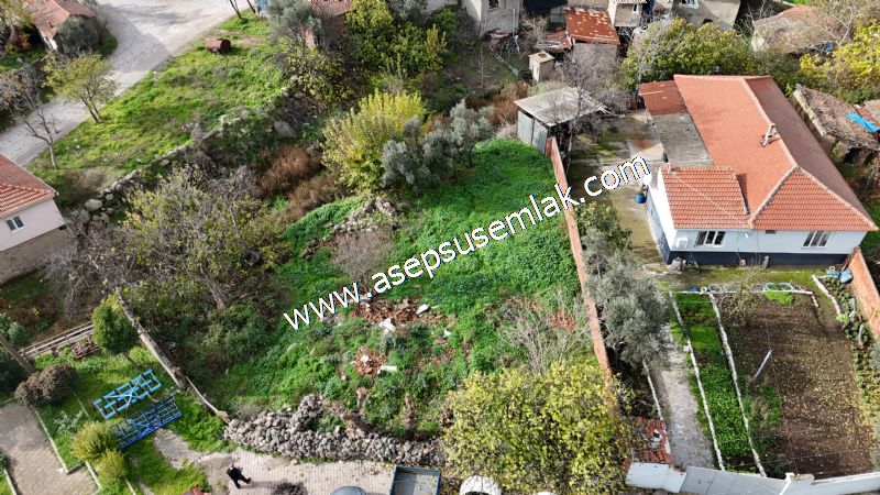 SARIKÖYDE 427 m² SATILIK MÜSTAKİL EV YAPIMINA UYGUN İMARLI ARSA