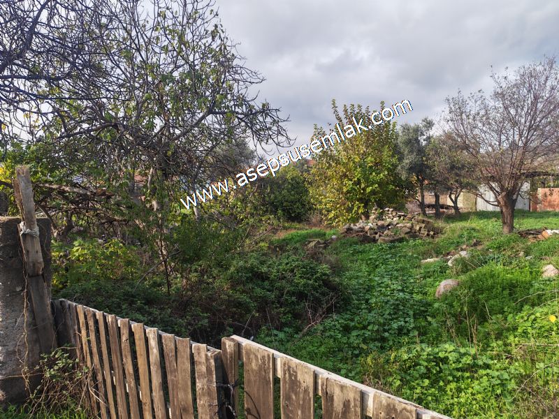 SARIKÖYDE 427 m² SATILIK MÜSTAKİL EV YAPIMINA UYGUN İMARLI ARSA