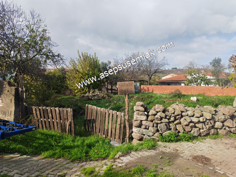 SARIKÖYDE 427 m² SATILIK MÜSTAKİL EV YAPIMINA UYGUN İMARLI ARSA