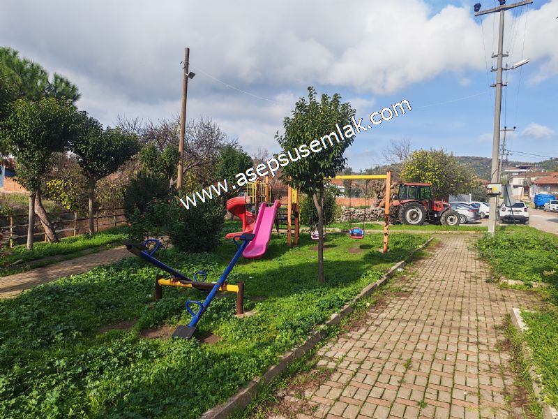 SARIKÖYDE 427 m² SATILIK MÜSTAKİL EV YAPIMINA UYGUN İMARLI ARSA