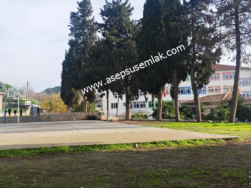 SARIKÖYDE 427 m² SATILIK MÜSTAKİL EV YAPIMINA UYGUN İMARLI ARSA