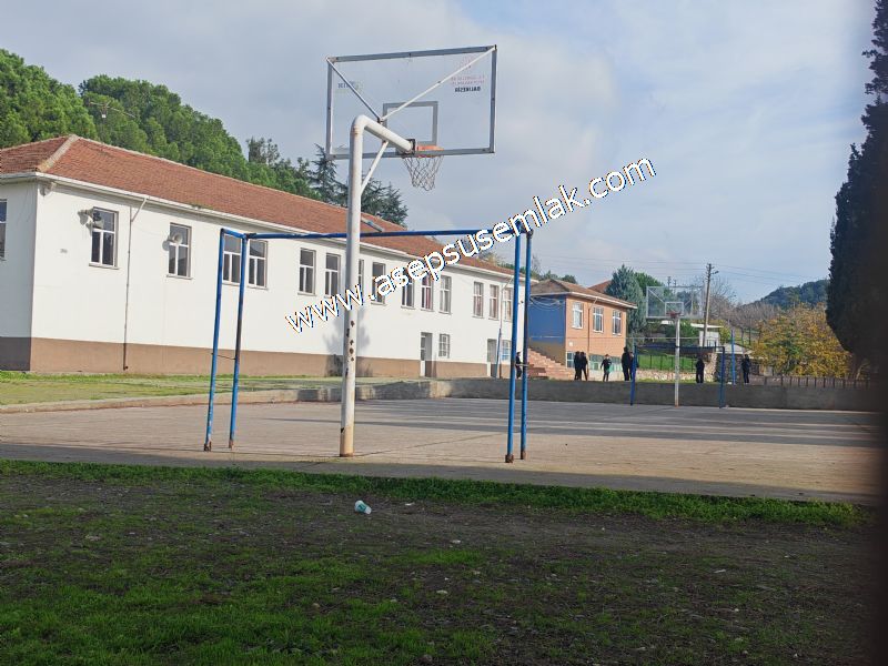 SARIKÖYDE 427 m² SATILIK MÜSTAKİL EV YAPIMINA UYGUN İMARLI ARSA