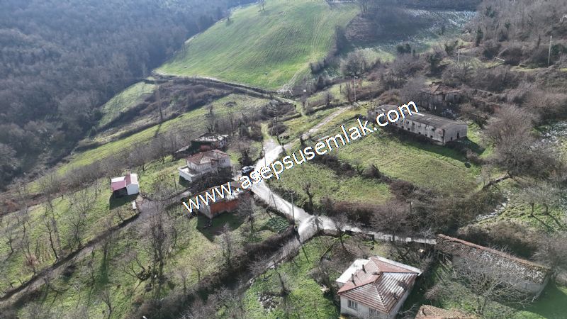 ACİL 1.004 m2 ÇİFTLİKALAN, DOĞA İÇİNDE, YOLA CEPHELİ İMARLI ARSA