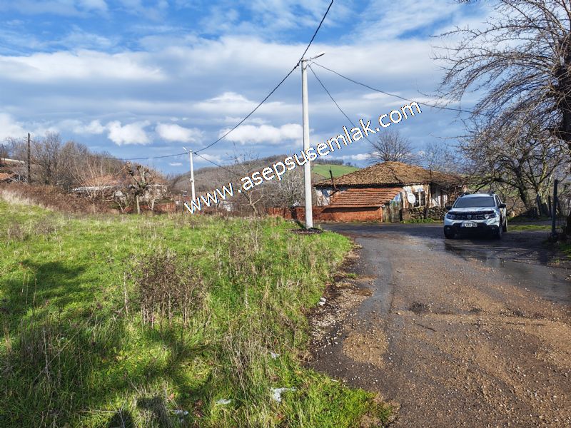 ACİL 1.004 m2 ÇİFTLİKALAN, DOĞA İÇİNDE, YOLA CEPHELİ İMARLI ARSA