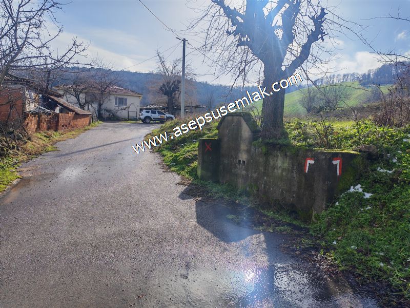 ACİL 1.004 m2 ÇİFTLİKALAN, DOĞA İÇİNDE, YOLA CEPHELİ İMARLI ARSA