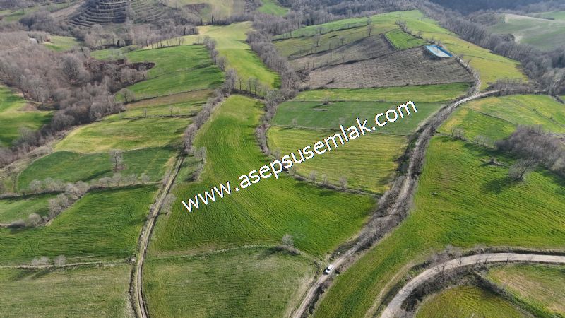 GÖNEN ÇOBANHAMİDİYE’DE ORMAN MANZARALI • ÇİFT KADASTRO YOL CEPHELİ • 15.850 m² SATILIK TARLA