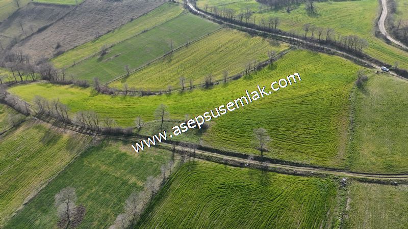 GÖNEN ÇOBANHAMİDİYE’DE ORMAN MANZARALI • ÇİFT KADASTRO YOL CEPHELİ • 15.850 m² SATILIK TARLA