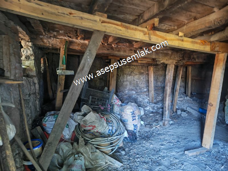 Yatırımlık Gönen Sarıköy'de 606 m² 3 Kat İmarlı Müstakil Tapulu Evli Arsa