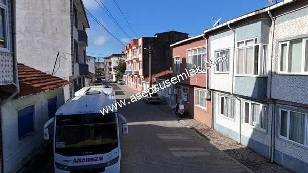 PLEVNE MAHALLESİNDE SATILIK 2 KATLI BİNA 3. KAT HAZIR DURUMDA